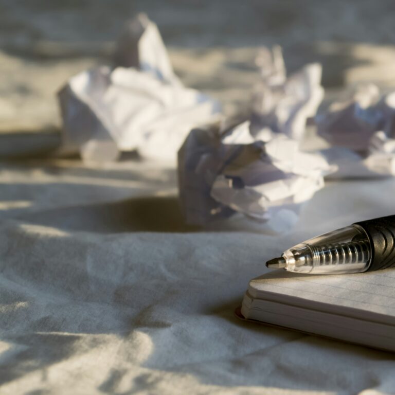Comment éviter les fausses bonnes affaires sur les contrats et abonnements ?